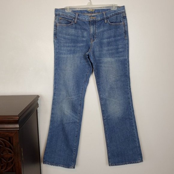 Old Navy "The Flirt" Light Wash Denim Jeans, 10R - Picture 1 of 6